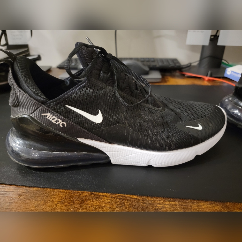 Nike Air Max 270